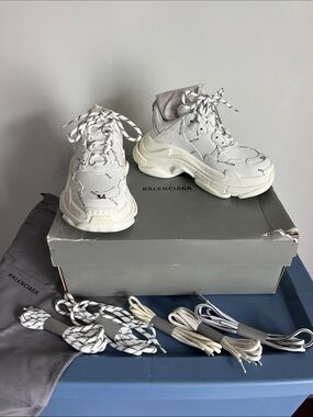 Balenciaga triple s chunky sneaker allover logo black and white women’s size 4